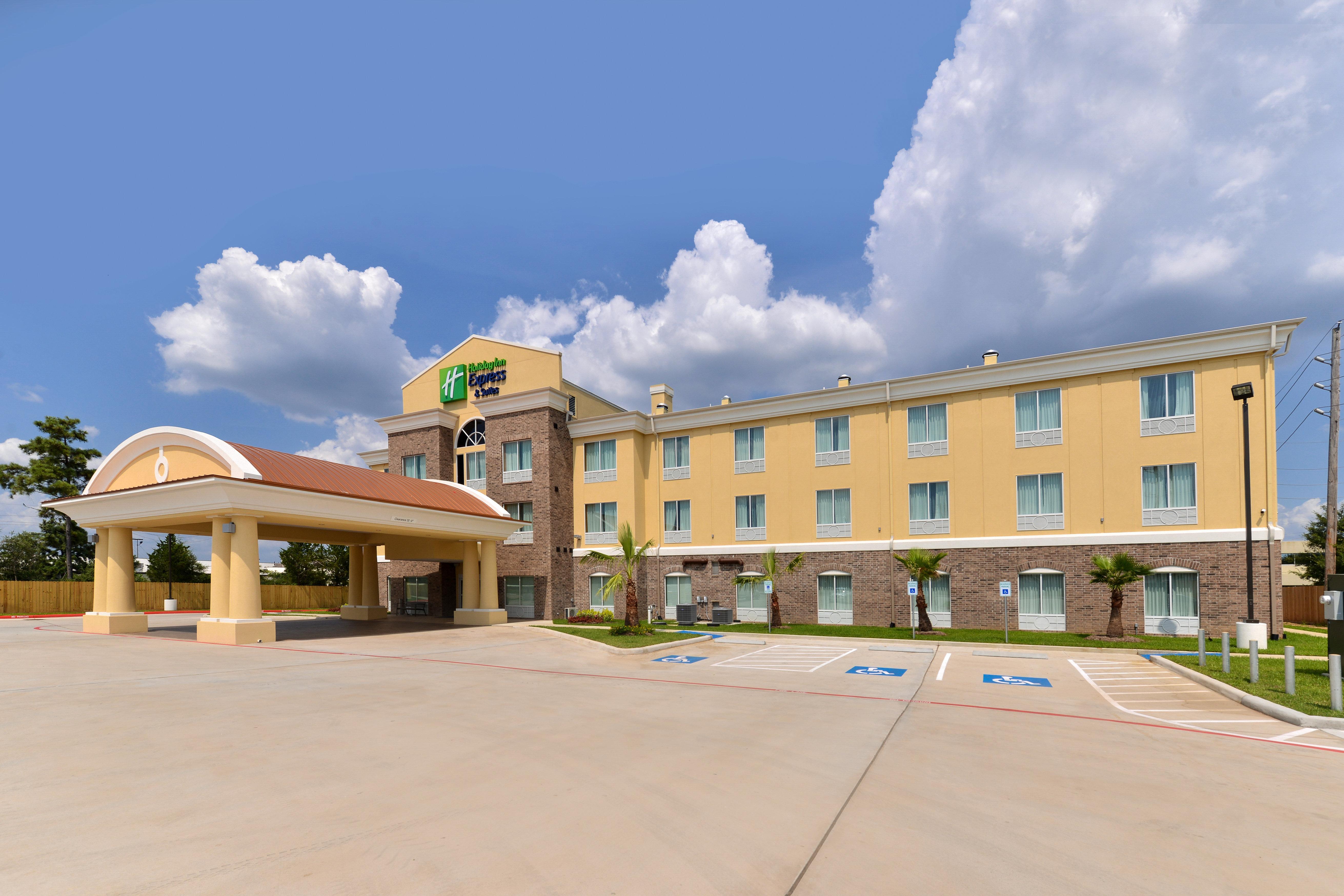 Holiday Inn Express Tomball By Ihg Exterior photo