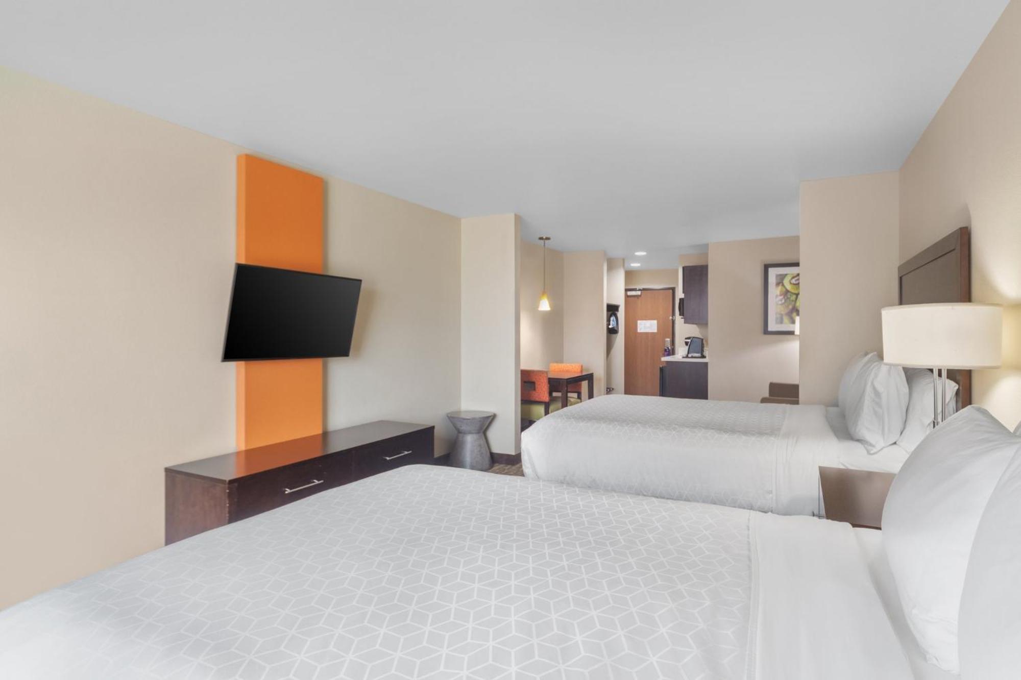 Holiday Inn Express Tomball By Ihg Exterior photo